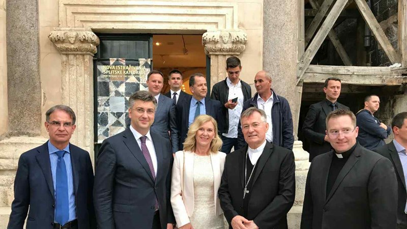 Predsjednik Vlade Plenković na obilježavanju blagdana sv. Duje – Dana grada Splita: Lijepo je vidjeti veseli Split 